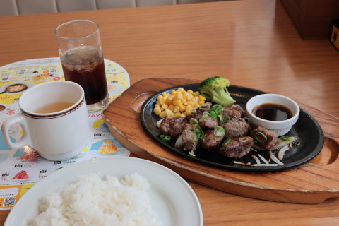 写真:昼食