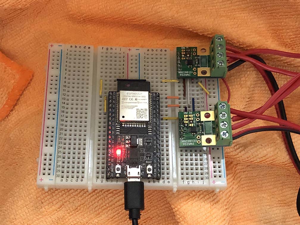 写真:ESP32でINA226
